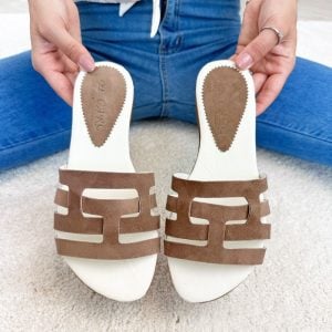 sandali-bassi-ciabatte-artigianali-in-pelle-fango-de-caro-calzature-1