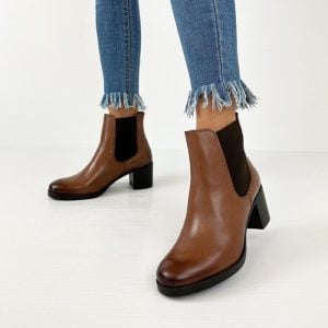 tronchetto-pelle-cuoio-con-tacco-comodo-alto-de-caro-calzature-5